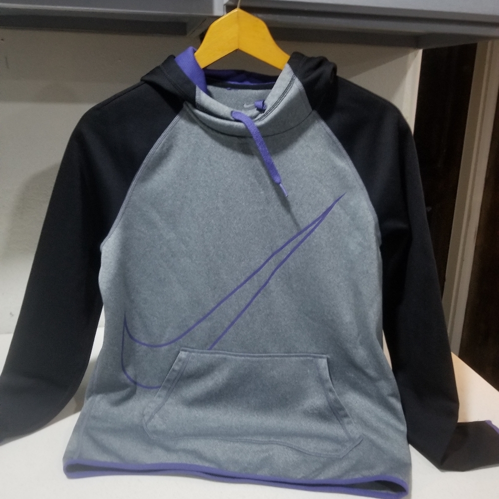 Nike Dri-Fit Hoddie